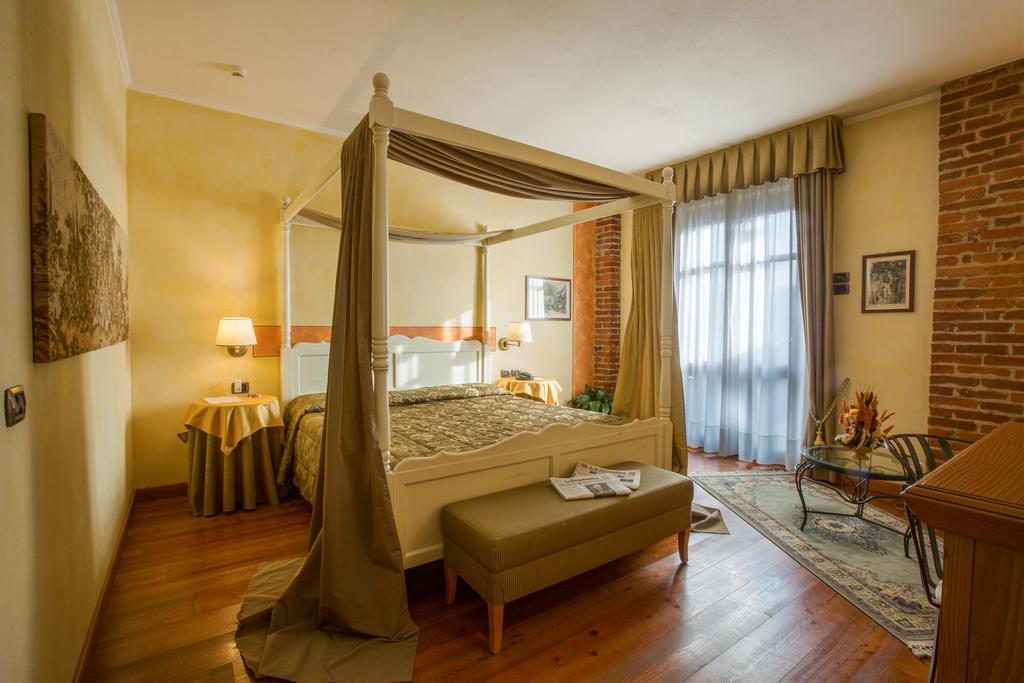 San Francesco al Campo Romantic Hotel Furno מראה חיצוני תמונה